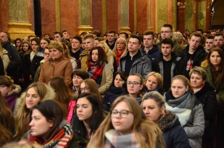 Maturzyści na Jasnej Górze 