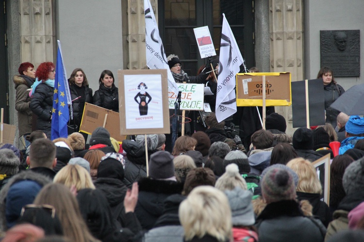 "Czarny piątek" na rynku w Katowicach