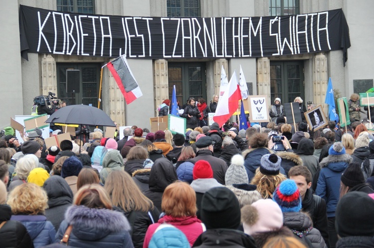 "Czarny piątek" na rynku w Katowicach