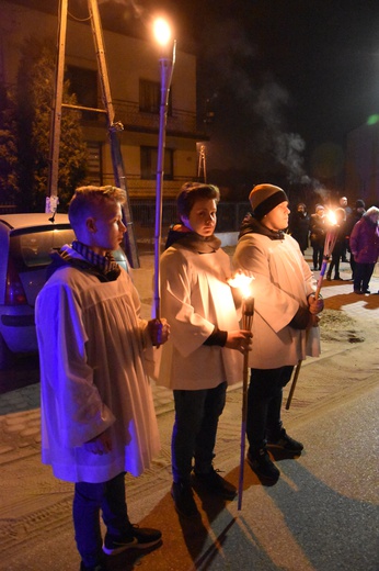 Przasnysz. Droga Krzyżowa w intencji nienarodzonych