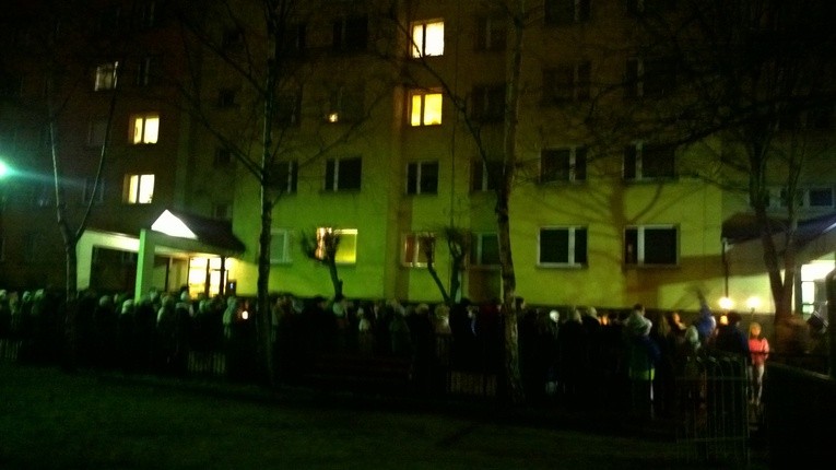 Droga Krzyżowa ulicami Nowego Dworu