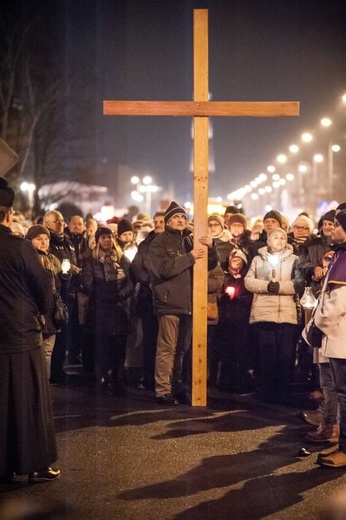 Droga Krzyżowa ulicami Bielawy