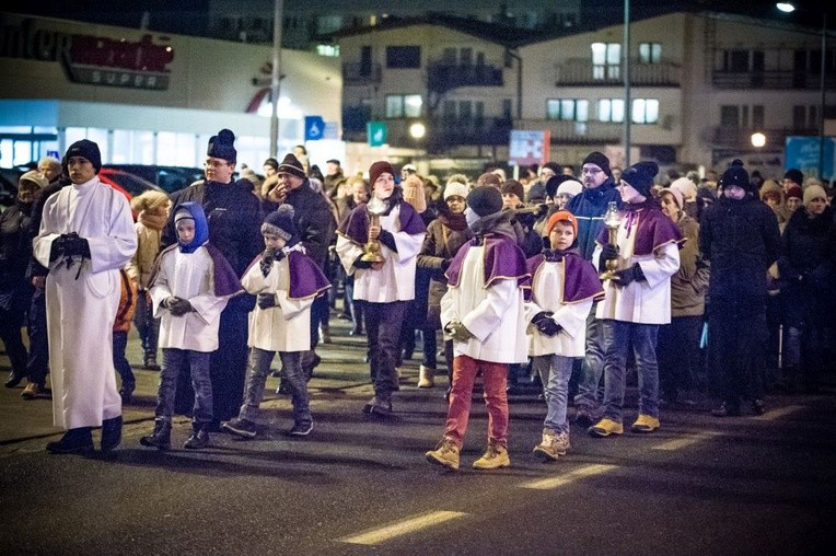 Droga Krzyżowa ulicami Bielawy