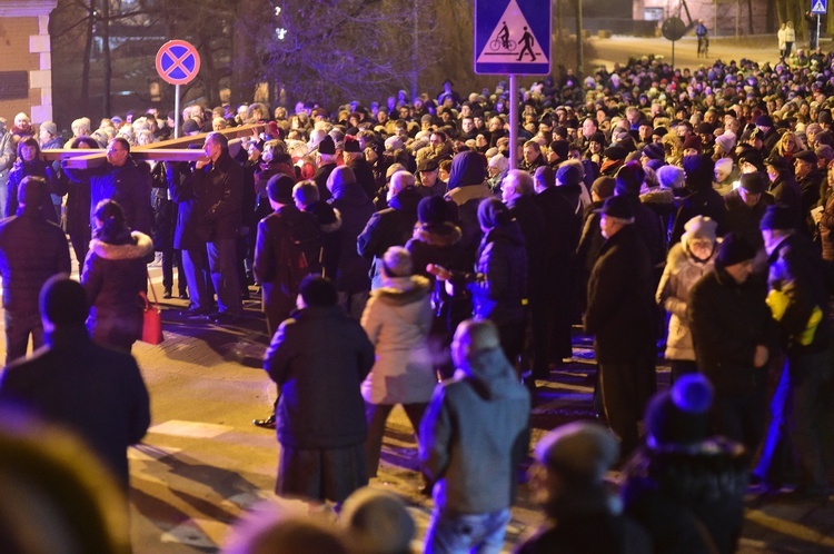 Droga Krzyżowa ulicami Olsztyna