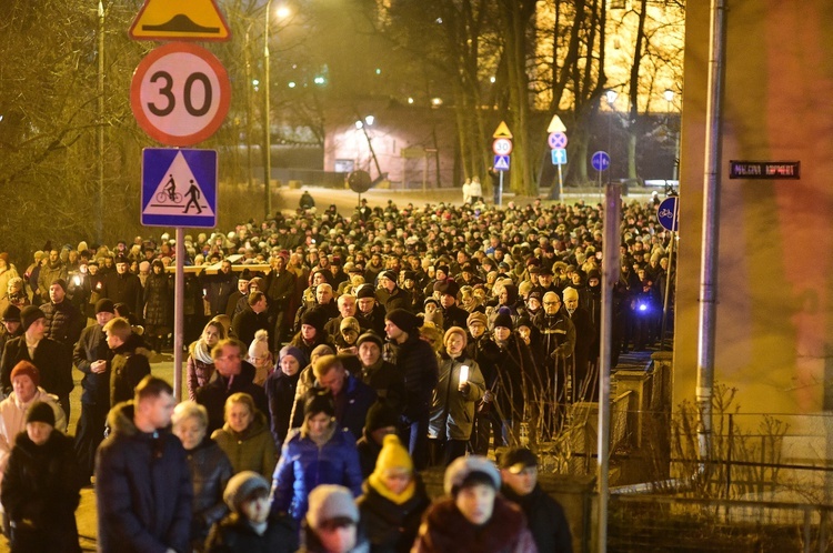 Droga Krzyżowa ulicami Olsztyna