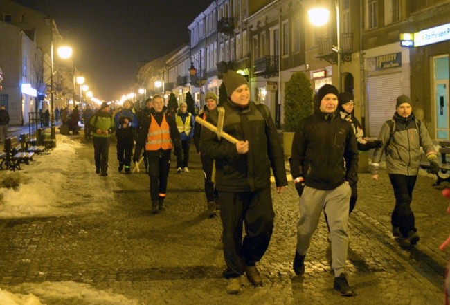 Ekstremalna Droga Krzyżowa z Radomia