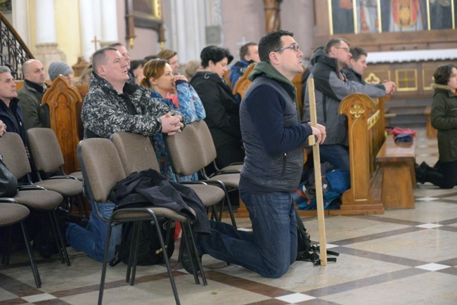 Ekstremalna Droga Krzyżowa z Radomia