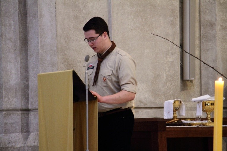 Skauci Europy na drodze krzyżowej i w sanktuarium św. Jana Pawła II