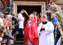 Palmy poświęcił bp Henryk Tomasik