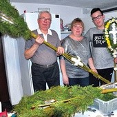 Te niezwykłe dzieła powstają tylko w kilku domach w Roszkowie, m.in. u rodziny Wróblów.