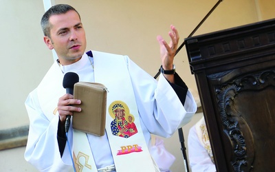 Ksiądz Michał Dąbrówka zapewnia, że sakramentu spowiedzi nie warto się bać.