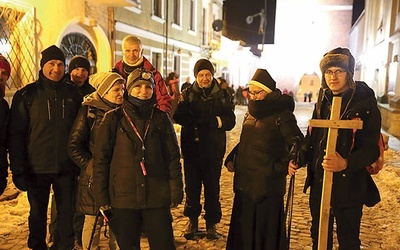 Na trudniejsze trasy wyruszano w kilkuosobowych grupach.