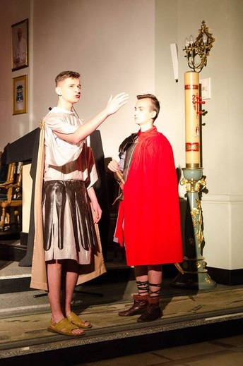 Misterium w Pleśnej
