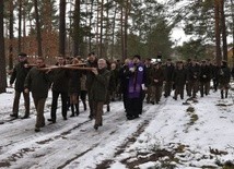 Droga Krzyżowa na terenie leśnictwa Mokra