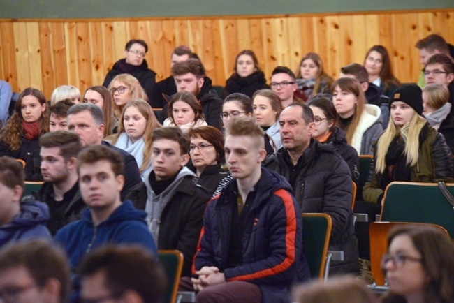 Debata o historii Polski w radomskim "Katoliku"