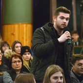 Młodzież coraz chętniej debatuje o historii naszego kraju