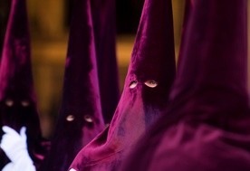 Hiszpania: Dziesiątki tysięcy procesji pokutnych