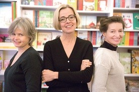 Od lewej: Ewa Stiasny, Joanna Rzyska i Jadwiga Jędryas. Pracują w swoim wydawnictwie z radością. Widać, że to ich pasja.