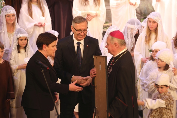 Jubilat bp Tadeusz Rakoczy odznaczony w Cieszynie