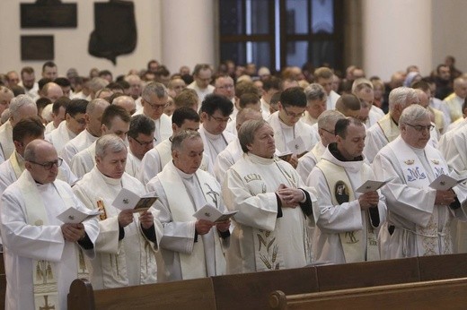 Msza Krzyżma świętego w katedrze