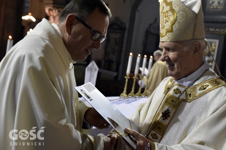 Msza Krzyżma w katedrze świdnickiej