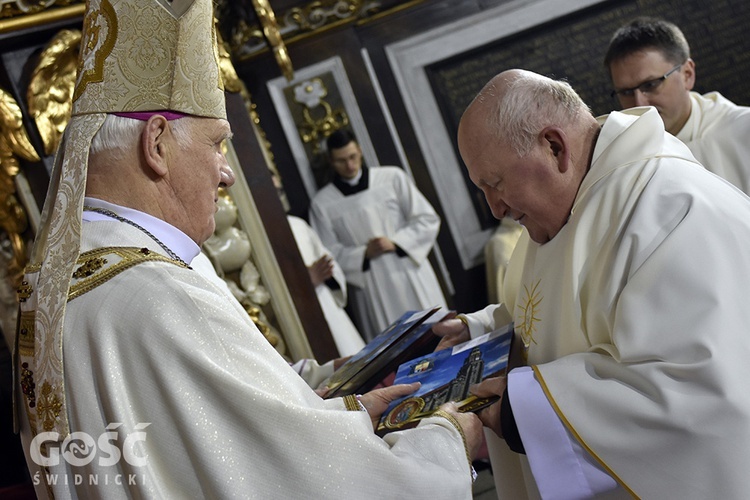 Msza Krzyżma w katedrze świdnickiej