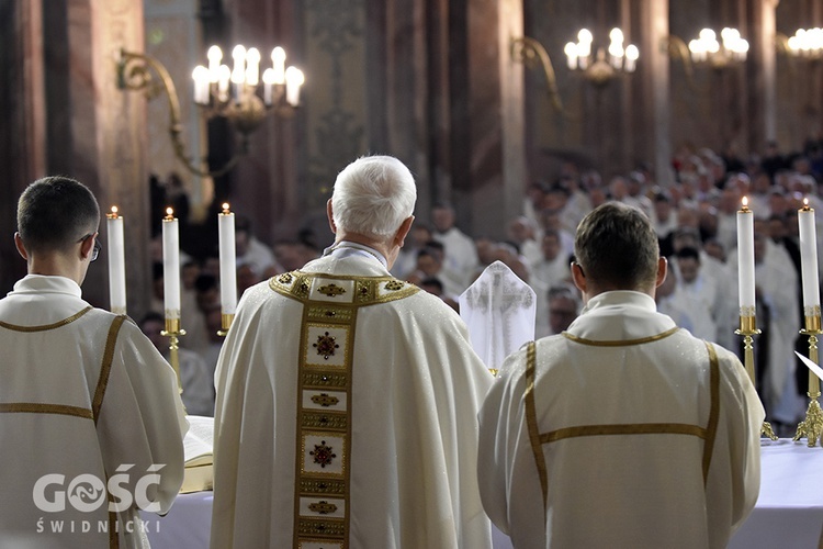 Msza Krzyżma w katedrze świdnickiej