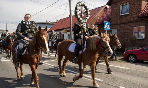 Modlitwa w siodłach