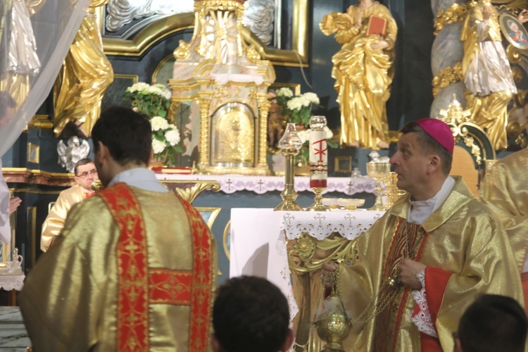 Liturgia Wielkiego Czwartku w konkatedrze w Żywcu - 2018