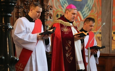 Wielkotygodniowa Liturgia Godzin