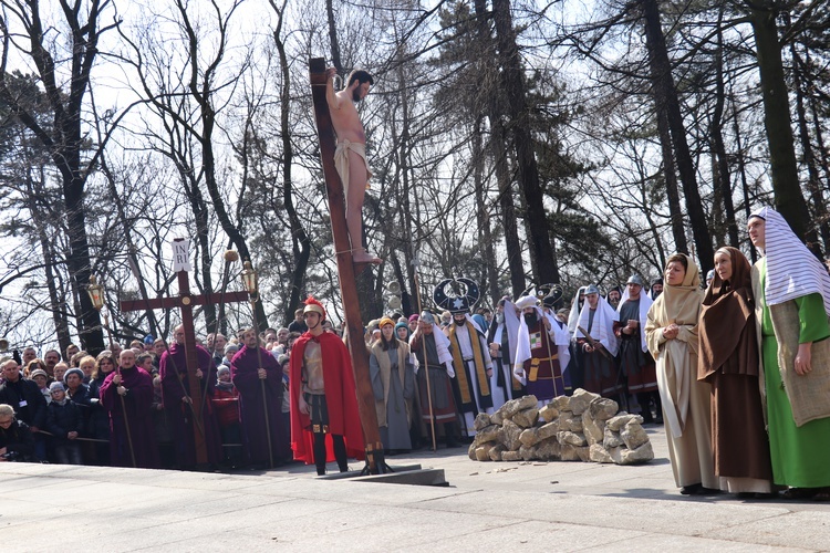 Wielki Piątek na wzgórzu kalwarii