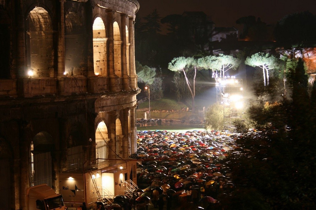 Telefon Dla Seniora - Jaki Model Wybrać, Na Co Zwrócić Uwagę?