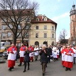 Nabożeństwo Drogi Krzyżowej na krakowskim Kazimierzu