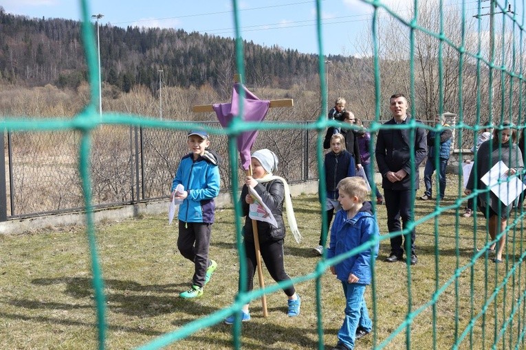 Triduum Paschalne w Bystrej - Wielki Piątek