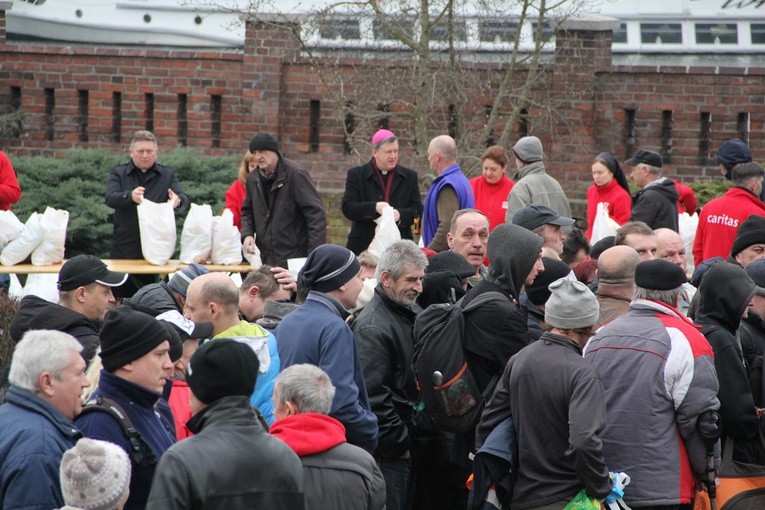 Swięconka dla 250 ubogich