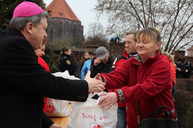 Swięconka dla 250 ubogich