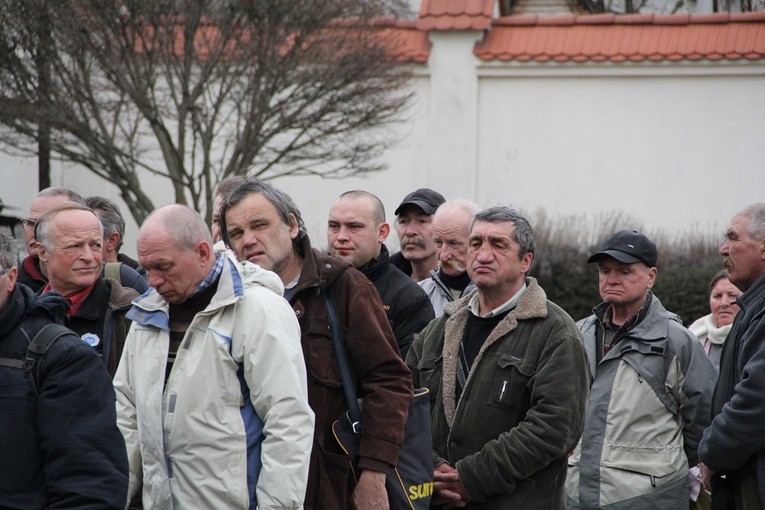 Swięconka dla 250 ubogich