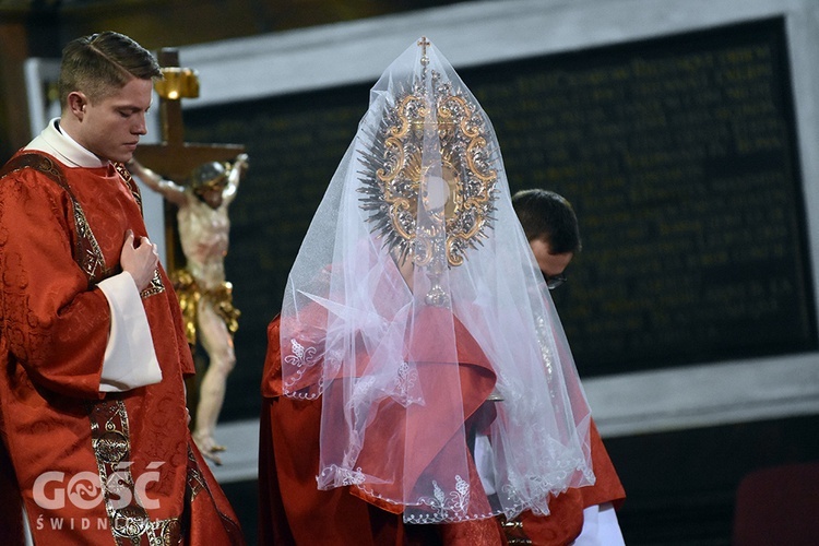 Wielki Piątek w katedrze