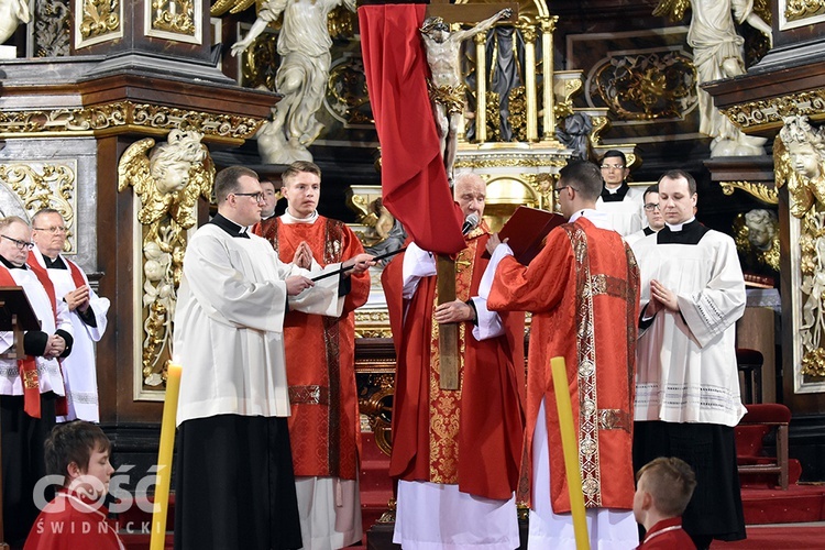 Wielki Piątek w katedrze