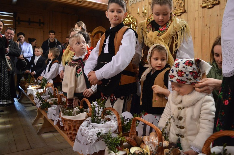 Święcenie pokarmów w Miętustwie i w Witowie