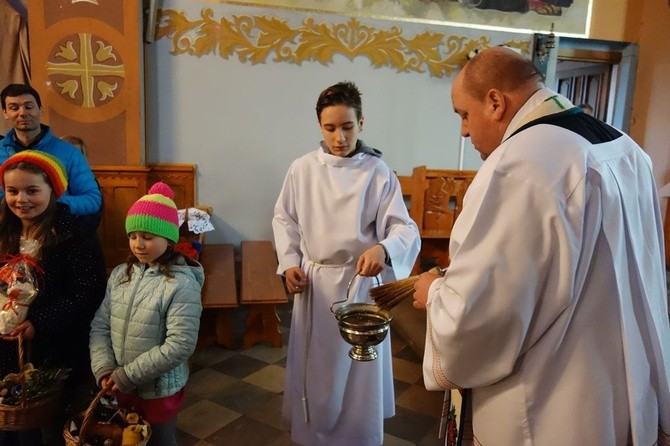 Święcenie pokarmów w Poroninie 