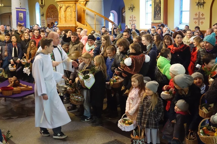 Święcenie pokarmów w Poroninie 