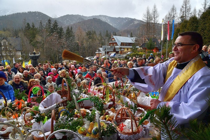 Góralska warta przy grobie