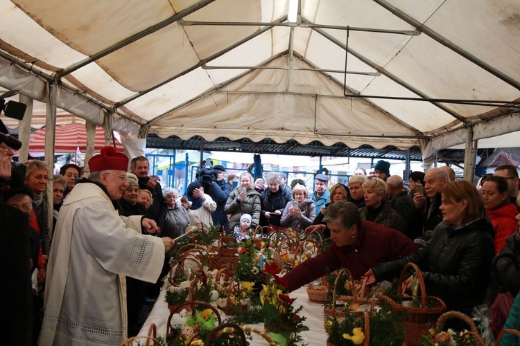 Święcenie pokarmów wielkanocnych w Krakowie 2018