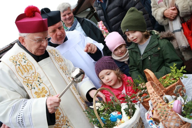 Święcenie pokarmów wielkanocnych w Krakowie 2018