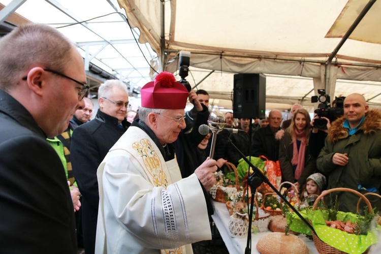 Święcenie pokarmów wielkanocnych w Krakowie 2018