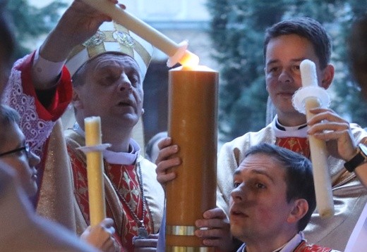 Wigilia Paschalna i procesja rezurekcyjna w Żywcu - 2018