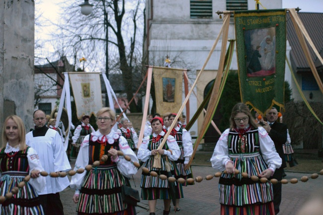 Rezurekcja "na ludowo" w Opocznie