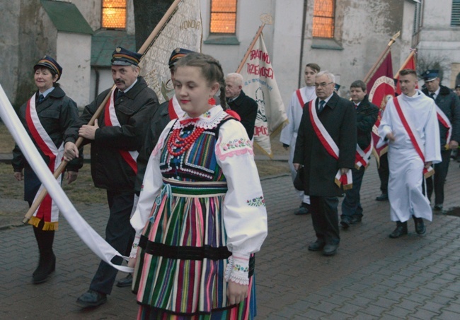 Rezurekcja "na ludowo" w Opocznie