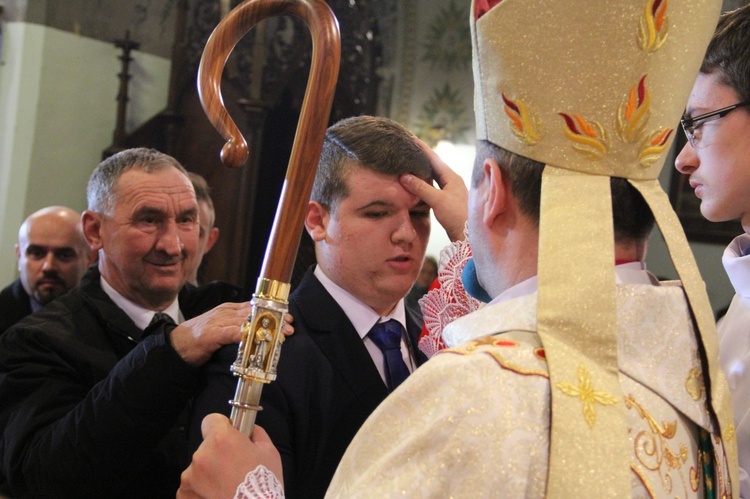 Bierzmowanie w Rzepienniku Biskupim